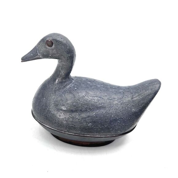 Antique Pewter Duck Lidded Stash Trinket Holder Box 5" x 4" - Picture 1 of 6